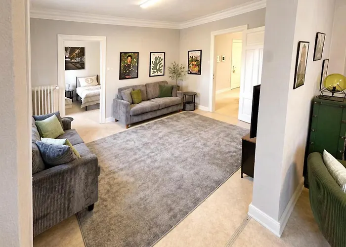 Apartament Moderne Grosse In - 4 Schlafzimmer! *
