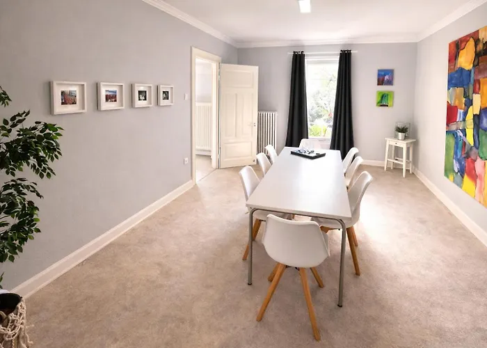 Moderne Grosse In - 4 Schlafzimmer! Hamburg