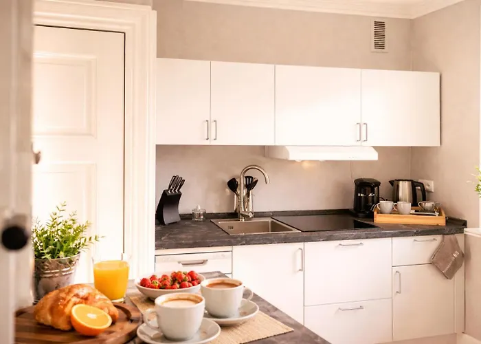 Moderne Grosse In - 4 Schlafzimmer! Apartament