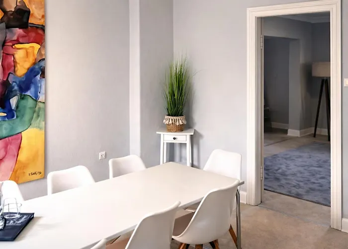 Apartament Moderne Grosse In - 4 Schlafzimmer! *